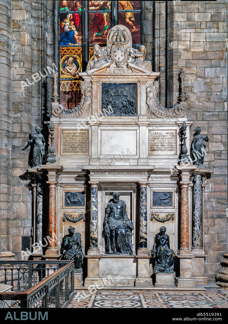 Duomo (the Cathedral), right aisle: Leone Leoni, Funeral monument of Gian Giacomo Medici known as Medeghino (1560-63).