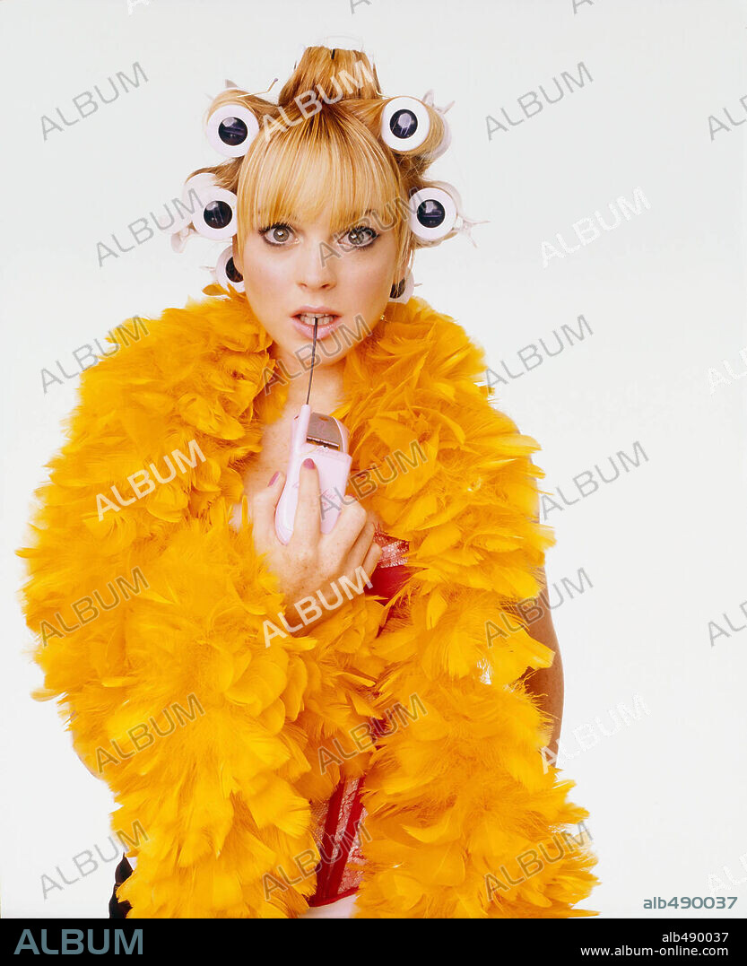 LINDSAY LOHAN en QUIERO SER SUPERFAMOSA, 2004 (CONFESSIONS OF A TEENAGE DRAMA QUEEN), dirigida por SARA SUGARMAN. Copyright WALT DISNEY PICTURES / ECCLES, ANDREW.