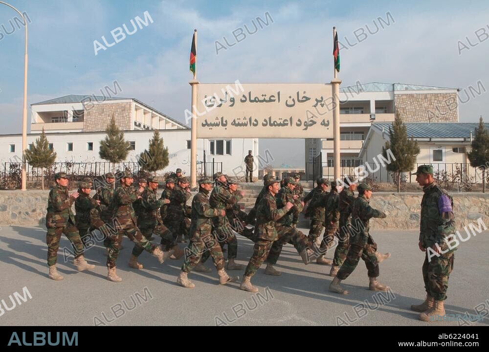 National Afghan Army (ANA) trainingschool in Kabul.