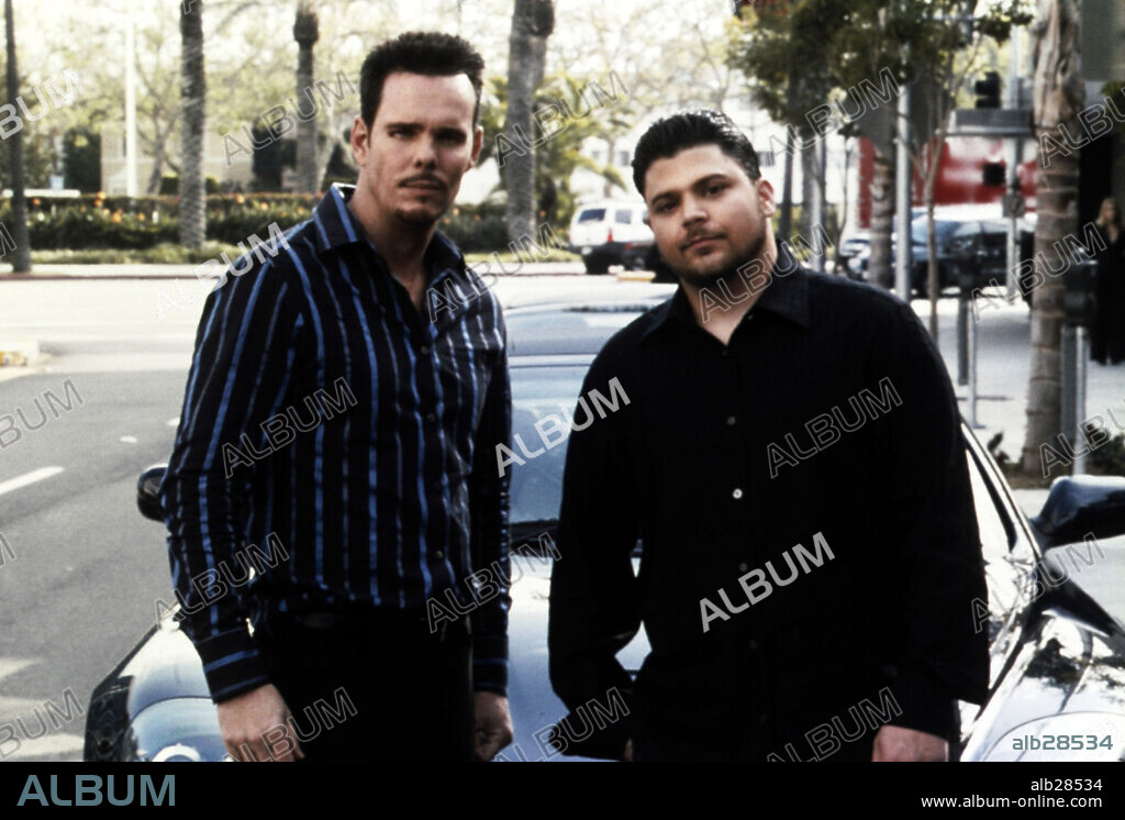 JERRY FERRARA y KEVIN DILLON en EL SÉQUITO, 2004 (ENTOURAGE), dirigida por JULIAN FARINO. Copyright HBO / BARIUS, CLAUDETTE.