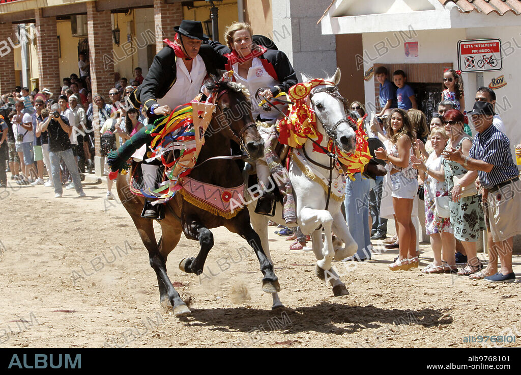 Carpio de Tajo (Toledo), 07/25/2015. Patron Saint Festivities of Santiago Apóstol in Carpio de Tajo. In the image, harnessed horse racing. Photo: Ana Pérez Herrera ARCHDC.