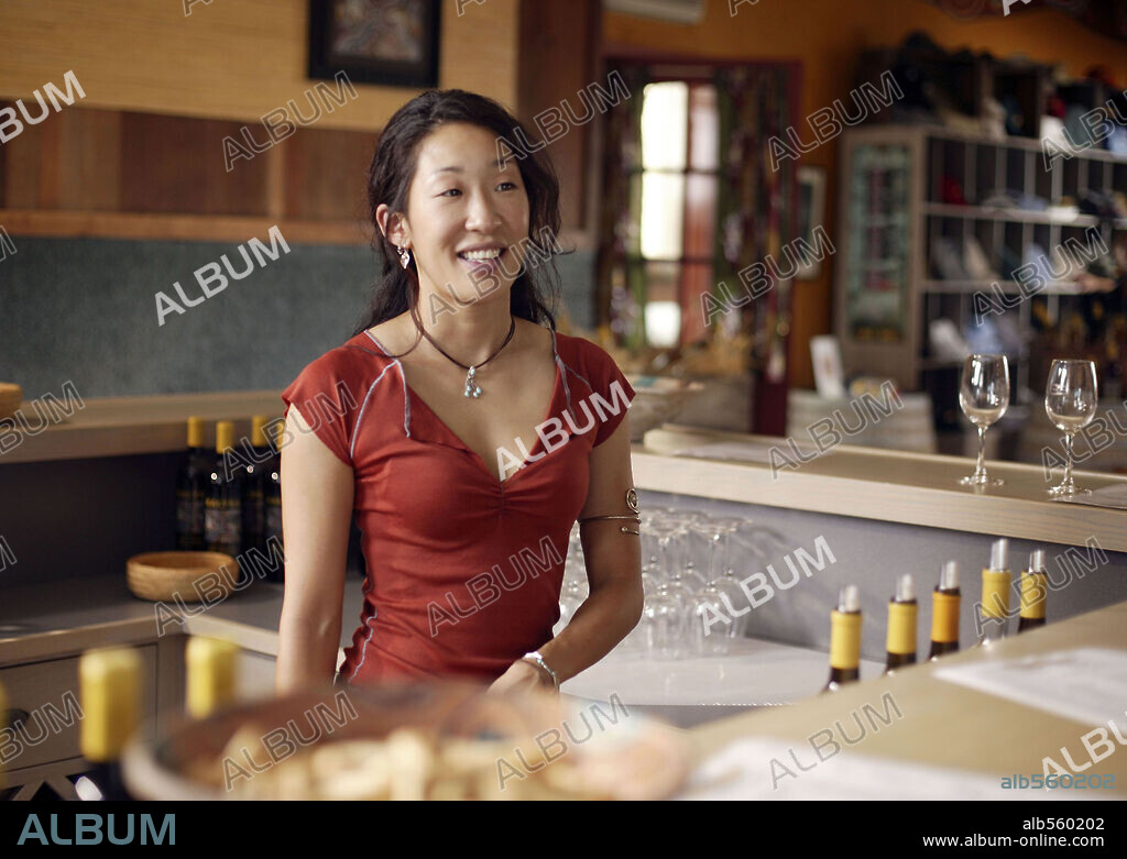 SANDRA OH en ENTRE COPAS, 2004 (SIDEWAYS), dirigida por ALEXANDER PAYNE. Copyright 20TH CENTURY FOX / WALLACE, MERIE W.