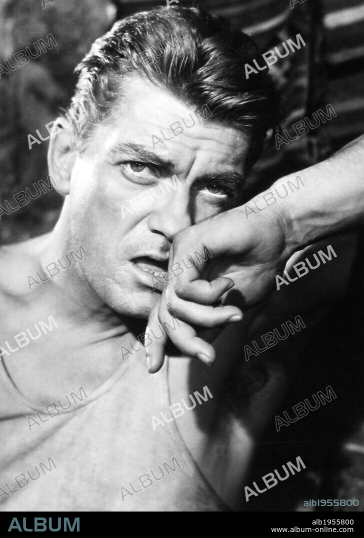 JEAN MARAIS in GOUBBIAH, MON AMOUR, 1956. Copyright CONSORTIUM DE PRODUCTIONS DE FILMS.