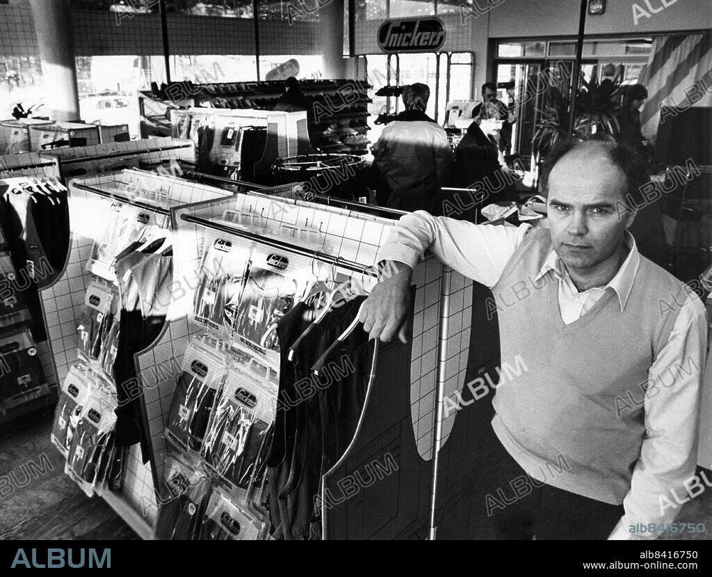SOLLENTUNA 19820204. Matti Viio, som 1975 startade företaget Snickers Original (sedermera Snickers Workwear) som har blivit ett internationellt företag då det gäller att utveckla, tillverka och marknadsföra yrkeskläder.. Foto: Lasse Olsson / DN / TT Kod: 45. **SvD OUT**.