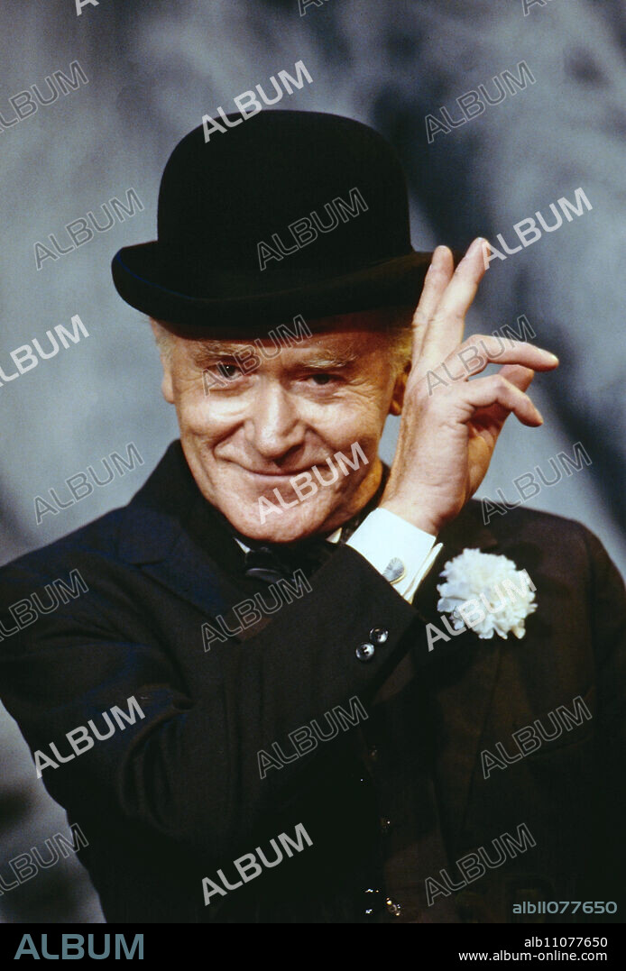 Otto Simanek, Czech actor, known for his role as the magician Pan Tau in the TV series of the same name, portrait, 1988.