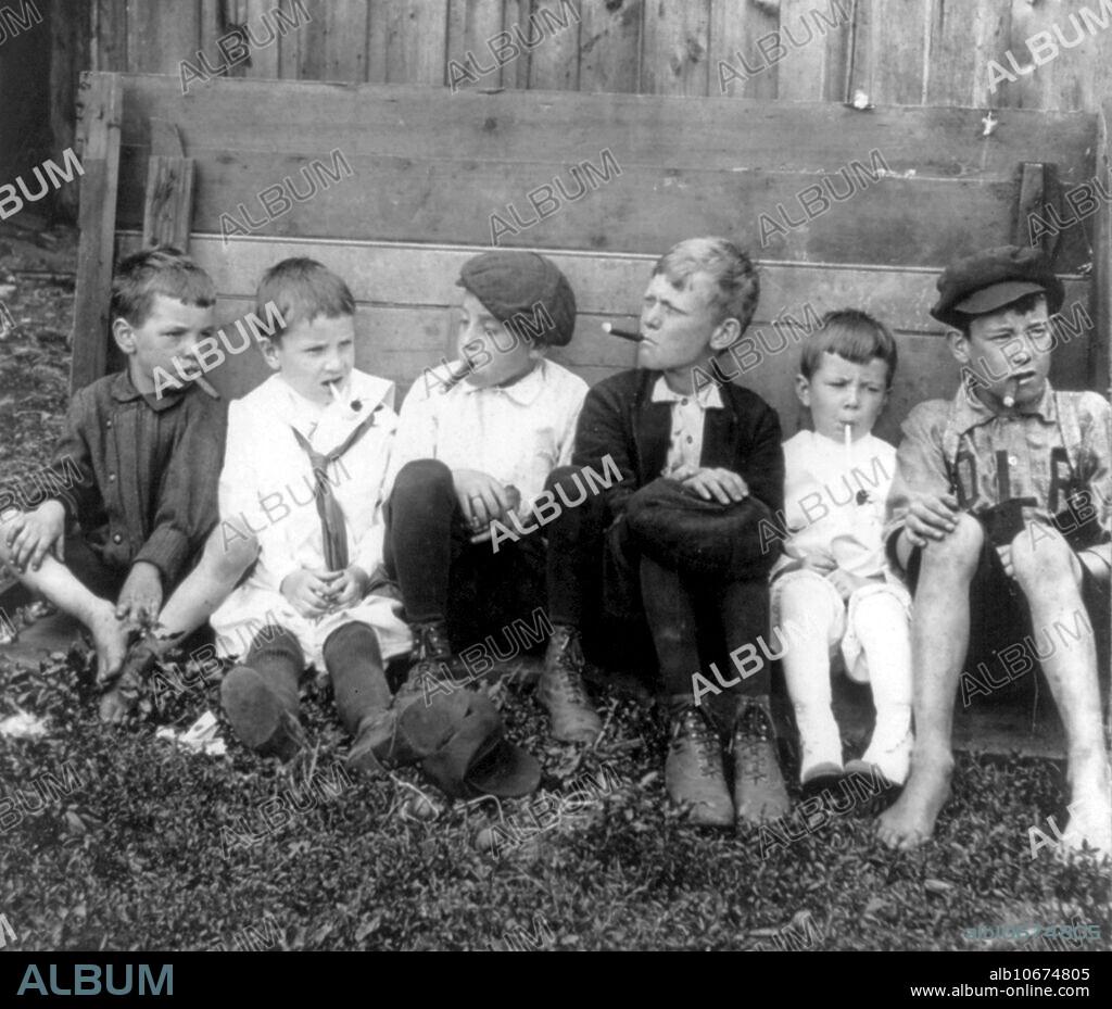 Junior Smoking Club, 1906
