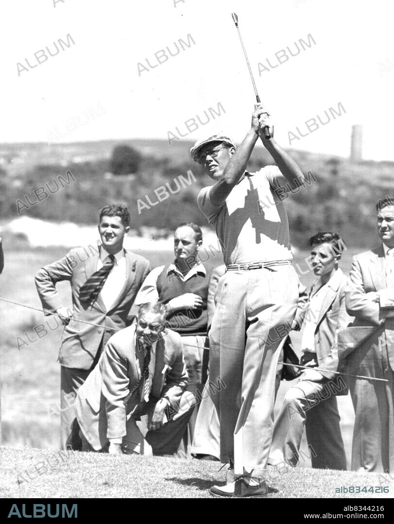 Ampol Golf 2nd DayF. Phillips making an iron shot off the 3rd tee. November 11, 1955. (Photo by Leyden).