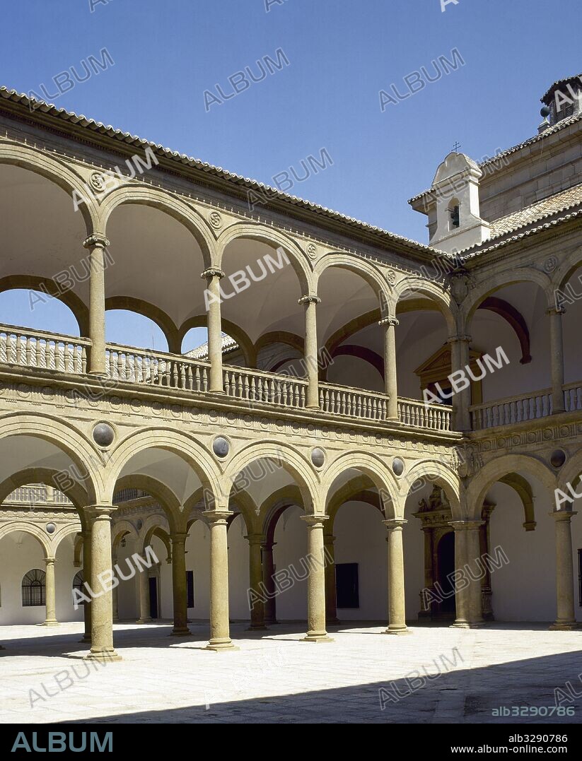 Spain, Castile-La Mancha, Toledo. Hospital de Tavera or Hospital de San Juan Bautista. It was built in Renaissance style between 1541 and 1603 by order of the Cardinal Tavera. The hospital was dedicated to John the Baptist. Detail of the double columned courtyard.