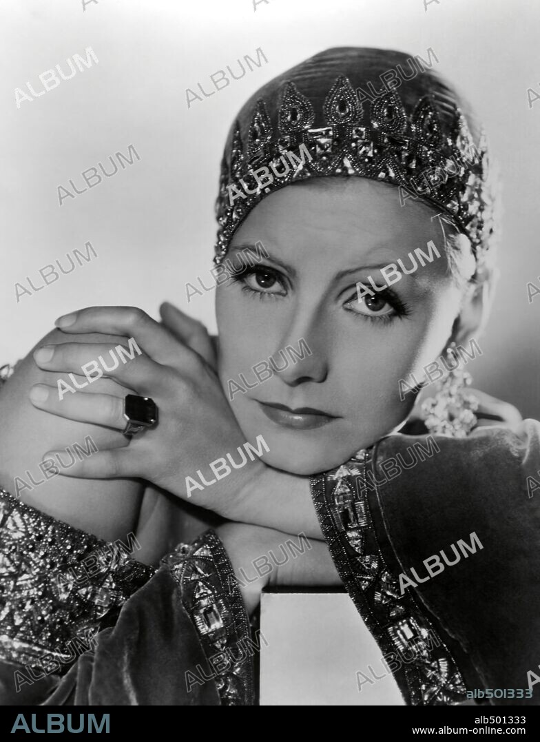 GRETA GARBO dans MATA HARI, 1931, réalisé par GEORGE FITZMAURICE. Copyright M.G.M.