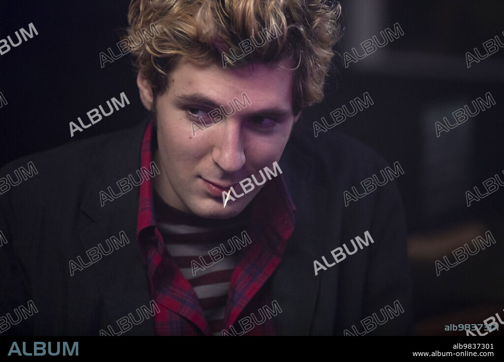 VINCENT LACOSTE in WINTER BOY, 2022 (LE LYCEEN), directed by CHRISTOPHE HONORE. Copyright Les Films Pelléas.