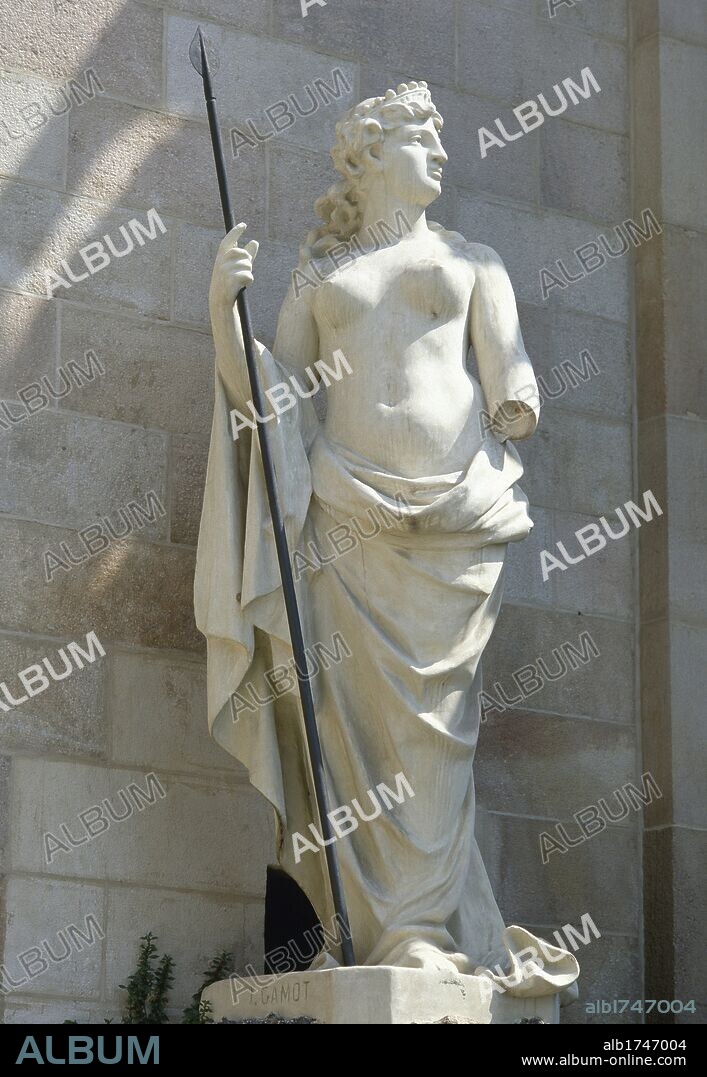 ARTE S. XIX. Josep Gamot (1860-1890). Escultor español. Escultura femenina que representa a la nereida Anfítrite. Mármol. Parte del GRUPO ESCULTORICO DE LA GRAN CASCADA DEL PARQUE DE LA CIUTADELLA. BARCELONA. Cataluña. España. l.
