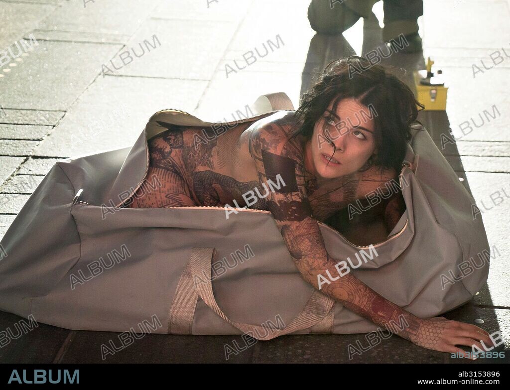 JAIMIE ALEXANDER in BLINDSPOT, 2015, directed by MARCOS SIEGA, MARK PELLINGTON and STEVE SHILL. Copyright NBC.