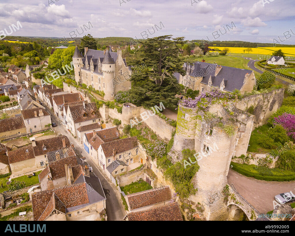 fortaleza medieval. construida en el siglo XI por Fulco Nerra, conde de Anjou, y castillo del conde Branicki, Montrésor, departamento de Indre y Loira, France,Western Europe.