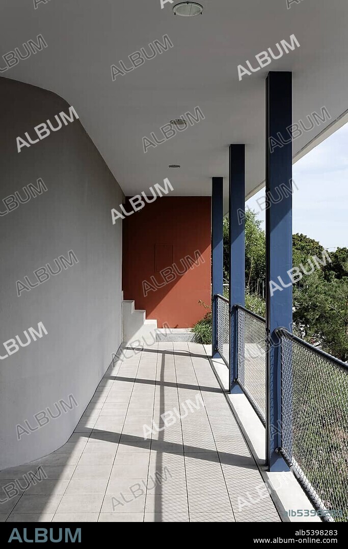 LE CORBUSIER. Entrance to museum Weissenhof at the Corbusier house, designed 1927, Stuttgart, Baden-Wuerttemberg, Germany, Europe.