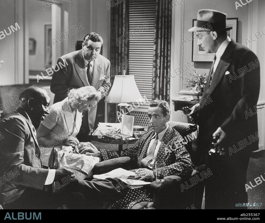 HUMPHREY BOGART in ALL THROUGH THE NIGHT, 1942, directed by VINCENT SHERMAN. Copyright WARNER BROS/FIRST NATIONAL.
