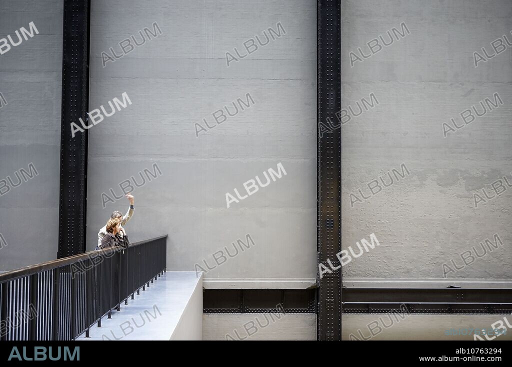 Turbine Hall, Tate Modern, London. England. UK.