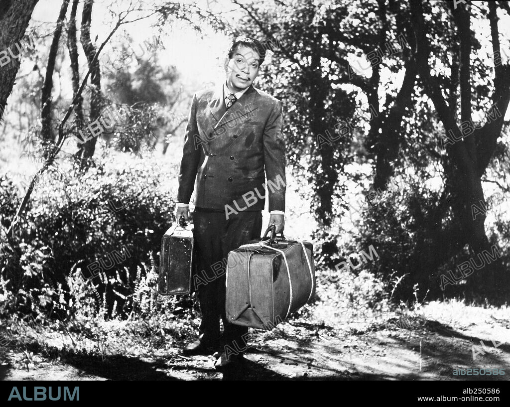 CANTINFLAS in THE PROFESSOR, 1971 (EL PROFE), directed by MIGUEL M. DELGADO. Copyright POSA FILMS, S.A.