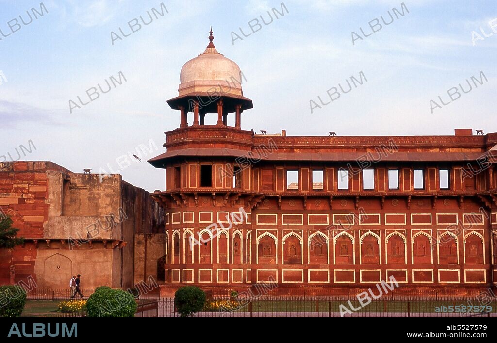 Agra Fort was originally a brick fort, held by the Hindu Sikarwar Rajputs. It was mentioned for the first time in 1080 CE when a Ghaznavide force captured it. Sikandar Lodi (1488–1517) was the first Sultan of Delhi who shifted to Agra and lived in the fort. He governed the country from here and Agra assumed the importance of the second capital. After the First Battle of Panipat in 1526, Mughals captured the fort. The victorious Babur stayed in the fort in the palace of Ibrahim and built a baoli (step well) in it. The emperor Humayun was crowned here in 1530. Humayun was defeated at Bilgram in 1540 by Sher Shah Suri. The fort remained with Suris till 1555, when Humayun recaptured it. The Hindu king Hem Chandra Vikramaditya, also called 'Hemu', defeated Humayun's army, led by Iskandar Khan Uzbek, and won Agra. Hemu got a huge booty from this fort and went on to capture Delhi from the Mughals. The Mughals under Akbar defeated King Hemu finally at the Second Battle of Panipat in 1556. Realizing the importance of its central situation, Akbar made it his capital and arrived in Agra in 1558. The fort was in a ruined condition and Akbar had it rebuilt with red sandstone, completing it in 1573. It was only during the reign of Akbar's grandson, Shah Jahan, that the site took on its current state.