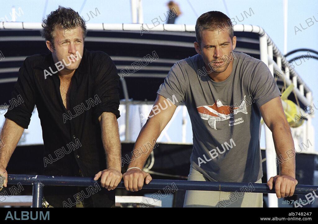 PAUL WALKER y SCOTT CAAN en INMERSIÓN LETAL, 2005 (INTO THE BLUE), dirigida por JOHN STOCKWELL. Copyright COLUMBIA PICTURES / JOHNSON, JOHN P.
