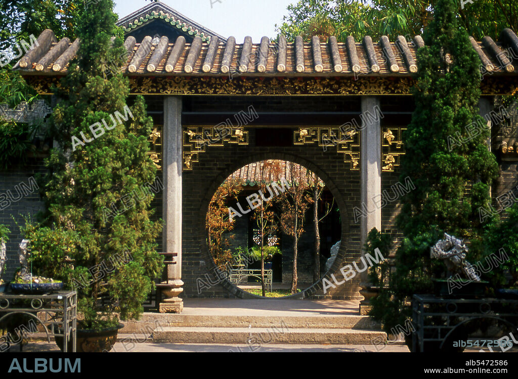 Liang Yuan or Liang's Garden was built between 1796 and 1850 CE and is regarded as one of the most beautiful gardens in Guangdong Province. Foshan dates back to the 7th century CE and has been famous for its ceramics, porcelain and pottery industry since the Song Dynasty (960 - 1276 CE). It is also famous for its martial arts. It contains numerous Wing Chun schools where many come to train and spar.