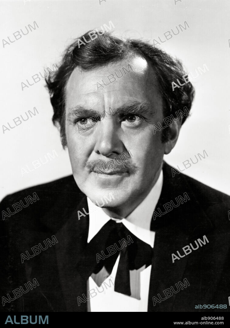 THOMAS MITCHELL in BUFFALO BILL, 1944, directed by WILLIAM A. WELLMAN. Copyright 20TH CENTURY FOX.