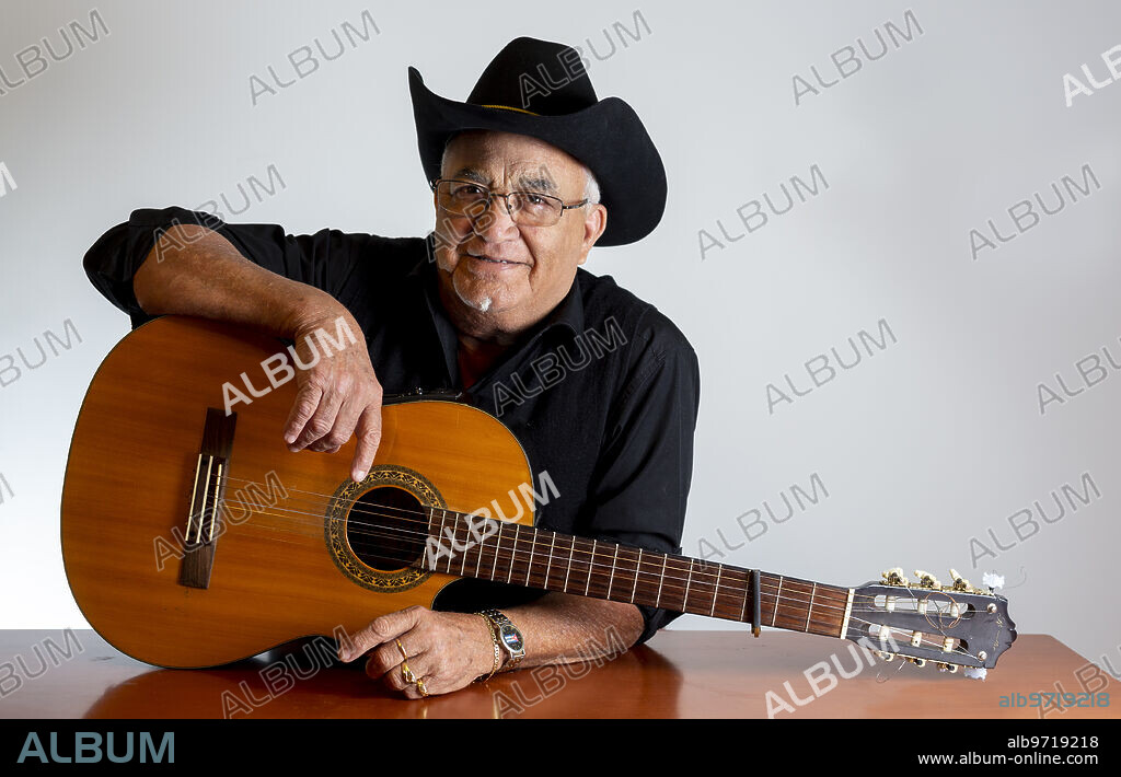 Madrid, 04/23/2018. Interview with Eliades Ochoa Bustamante, Cuban guitarist and singer, one of the stars of the Buena Vista Social Club and leader of the Cuarteto Patria. Photo: Ignacio Gil ARCHDC.