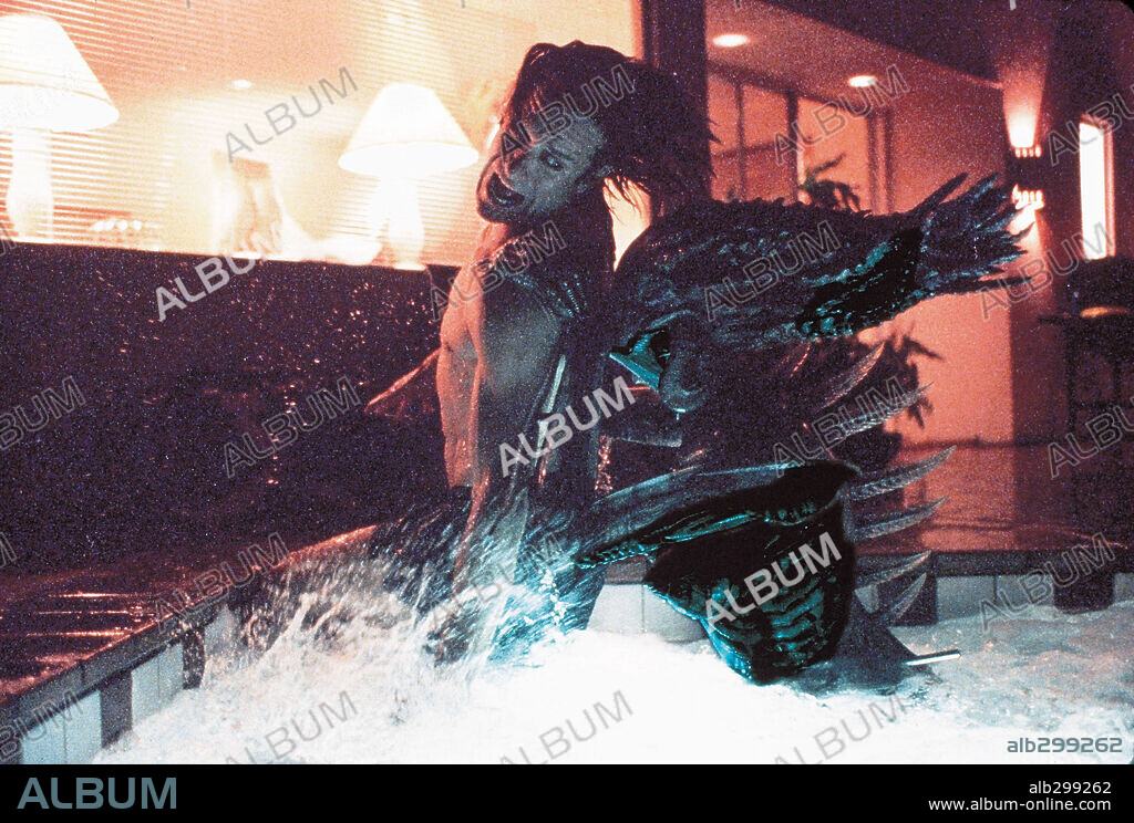 SPECIES, 1995, directed by ROGER DONALDSON. Copyright WARNER BROTHERS.