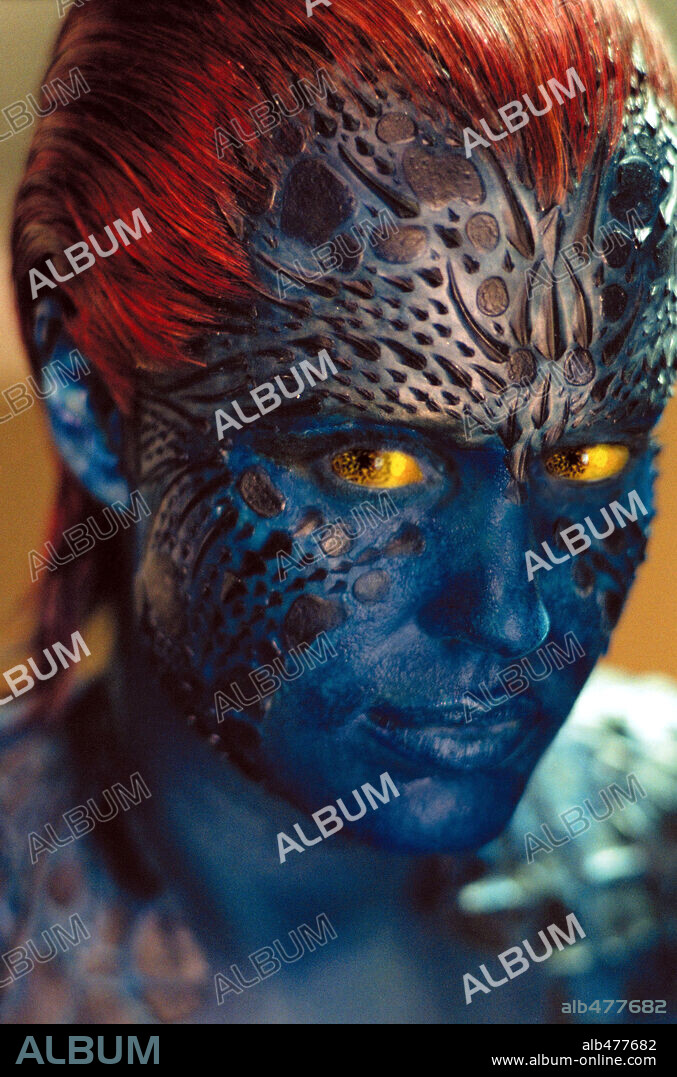REBECCA ROMIJN en X-MEN 2, 2003 (X2), dirigida por BRYAN SINGER. Copyright 20TH CENTURY FOX.