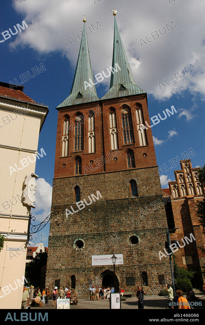 ALEMANIA. BERLIN. Iglesia de San Nicolás (Nikolaikirche), situada en el barrio homónimo. Fue erigida entre los años 1220 y 1230 (S. XIII), y reconstruída tras la II Guerra Mundial.
