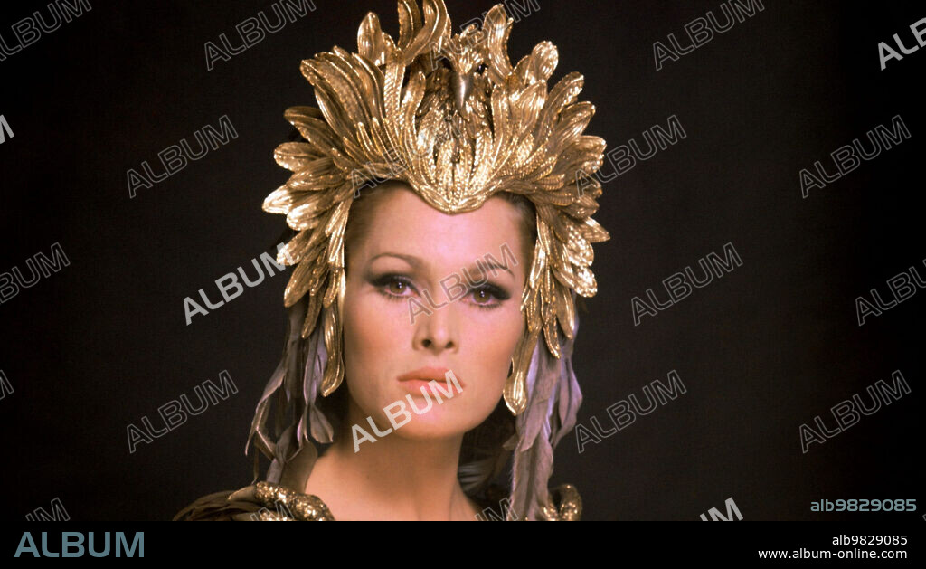 URSULA ANDRESS in SHE, 1965, directed by ROBERT DAY. Copyright HAMMER FILM PRODUCTIONS.
