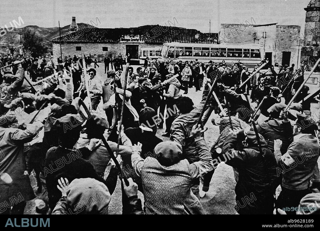 Montejurra incidents, Navarra (1976), violent confrontation between Carlists factions of Don Carlos Hugo and Don Sixto in the fields of the monastery (May 9, 1976).