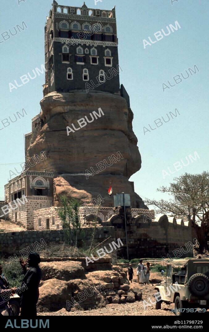 Yemen - Typical Yemeni castle - ©TopFoto.