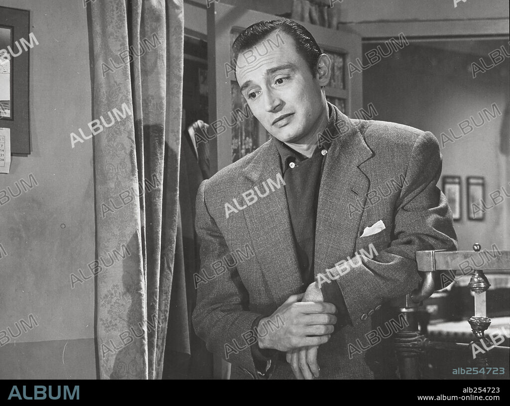 TONY LEBLANC in K. O. MIGUEL, 1958 (TIGRE DE CHAMBERI), directed by PEDRO LUIS RAMIREZ. Copyright ASPA FILMS.
