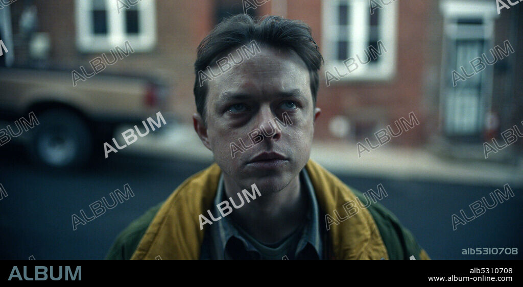 DANE DEHAAN en LA HISTORIA DE LISEY, 2021 (LISEY'S STORY), dirigida por PABLO LARRAIN. Copyright WARNER BROS. TELEVISION.