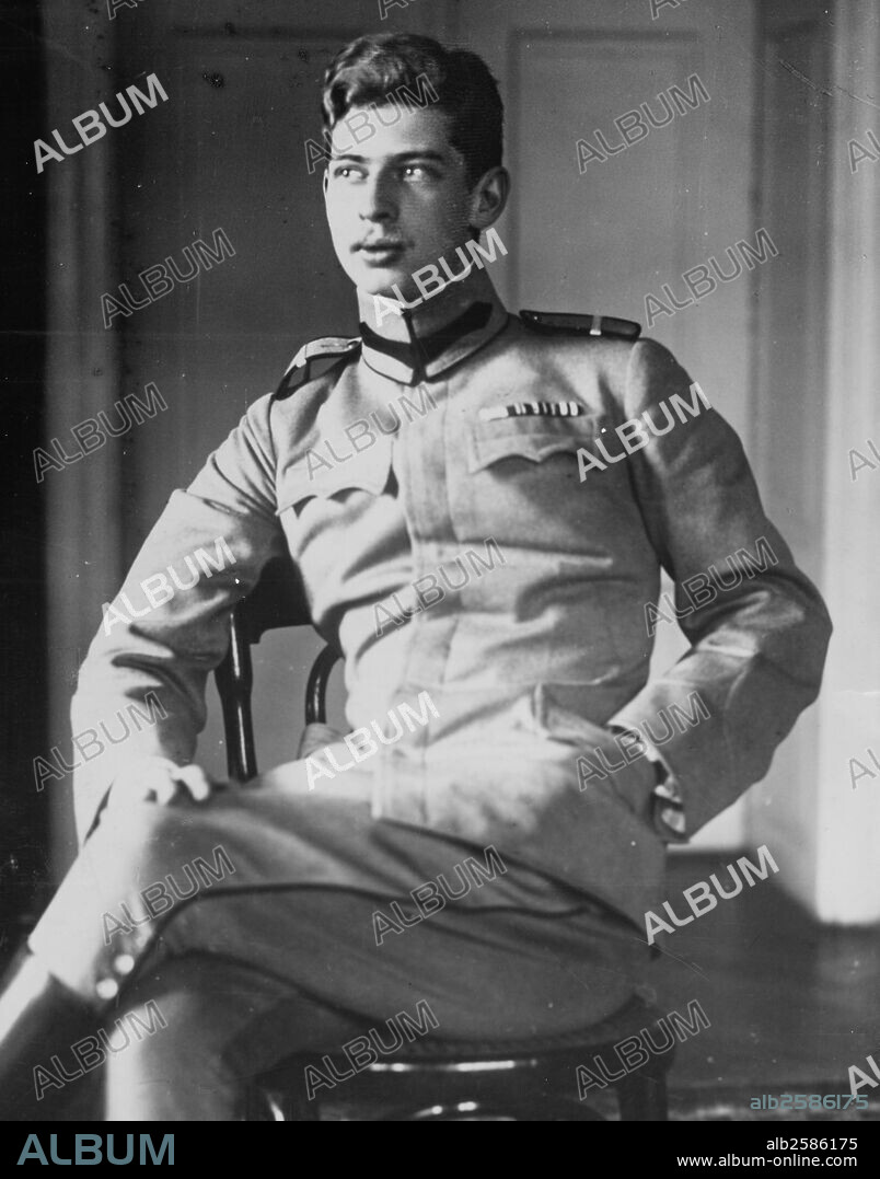 Carol II (15 October 1893 – 4 April 1953) reigned as King of Romania from 8 June 1930 until 6 September 1940. Eldest son of Ferdinand, King of Romania, and his wife, Queen Marie, a daughter of Prince Alfred, Duke of Edinburgh, the second eldest son of Queen Victoria. Photo by: .