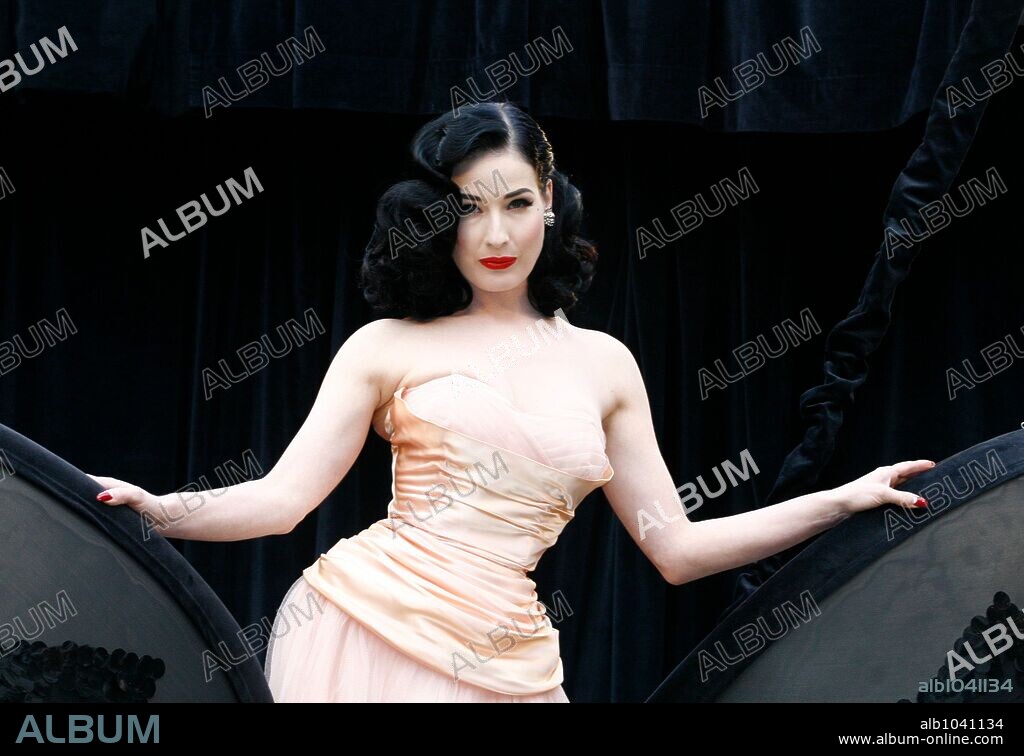 Sep 23, 2008 - London, England, United Kingdom - Burlesque dancer DITA VON TEESE launches 'Wonderbra by Dita Von Teese' at Covent Garden, London. 23/09/2008