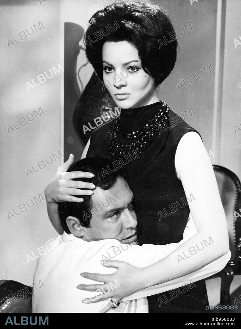 SARA MONTIEL en NOCHES DE CASABLANCA, 1963, dirigida por HENRI DECOIN. Copyright BALCAZAR P.C.