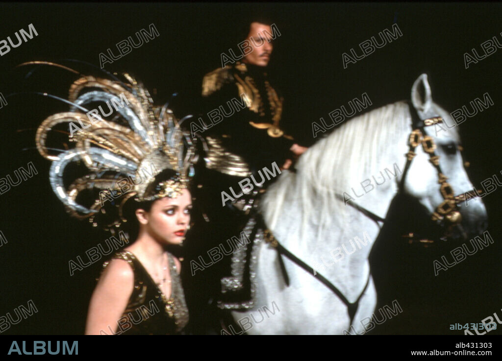 CHRISTINA RICCI and JOHNNY DEPP in MAN WHO CRIED, 2000, directed by SALLY POTTER.