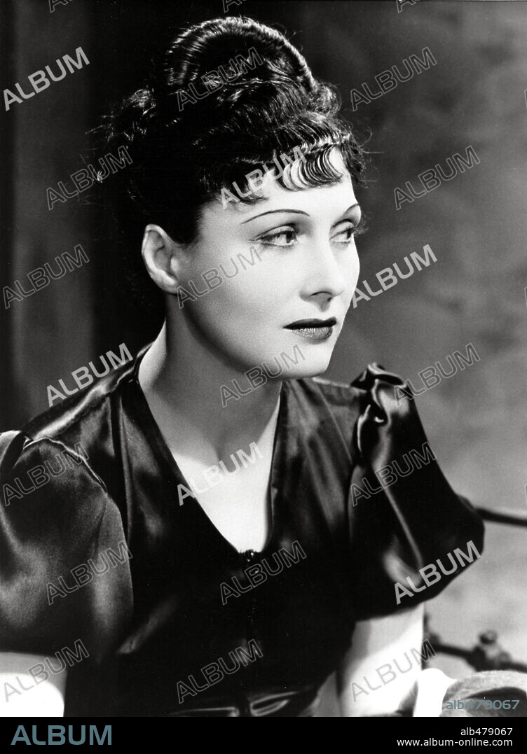 ARLETTY in FRIC-FRAC, 1939, directed by CLAUDE AUTANT-LARA and MAURICE LEHMANN. Copyright C.C.F.C.