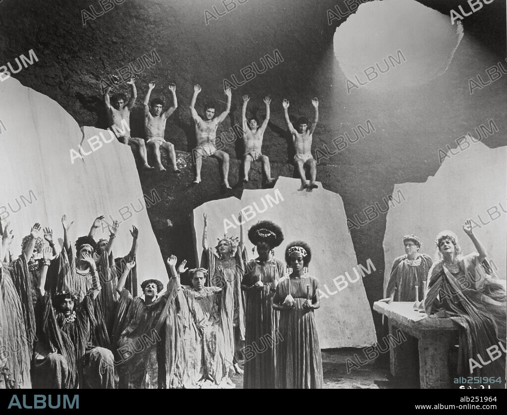 FELLINI SATYRICON, 1969 (SATYRICON), directed by FEDERICO FELLINI. Copyright PRODUZIONI EUROPEE ASSOCIATI.