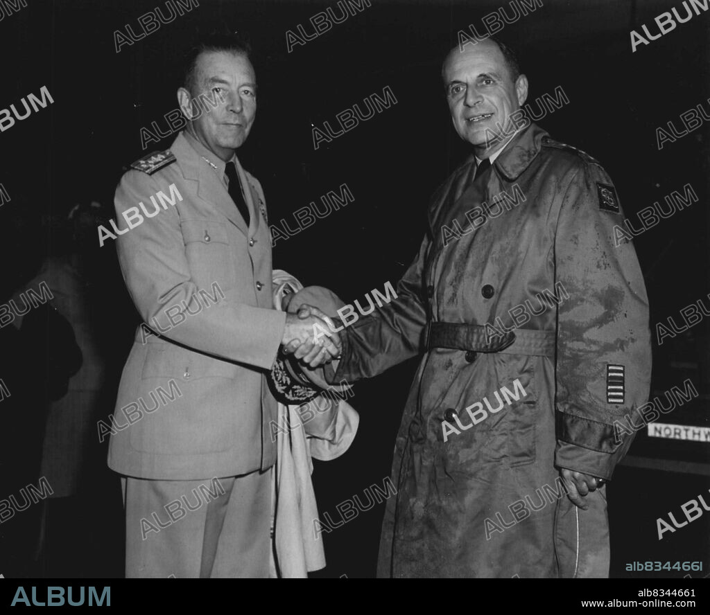 Pacific Chiefs Bid Fare Well -- General Matthew B. Ridgway, Commandeer in Chief, Far East (right) bids farewell to Admiral Arthur W. Radford, USN, (left) Commander in Chief, Pacific and U.S. Pacific Fleet, upon the departure of Admiral Radford from Haneda Air Base, 21 October, to return to his headquarters in Hawaii.Admiral Radford said, on the completion of his inspection tour of Far East military units, "****** stronger today in Korea than ever before and we can do anything we want to there". October 23, 1951. (Photo by Official US Navy Photograph).