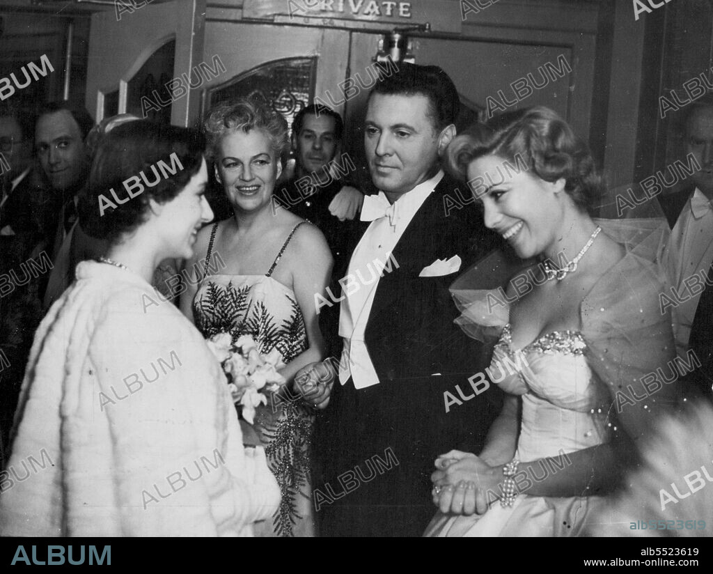 Royal Variety Show At The Palladium - In the foyer after the show, Princess Margaret talks with Dinah Shore while Allan Jones and Gracie Fields look on.November 13, 1950. (Photo by Daily Mail Contract Picture).