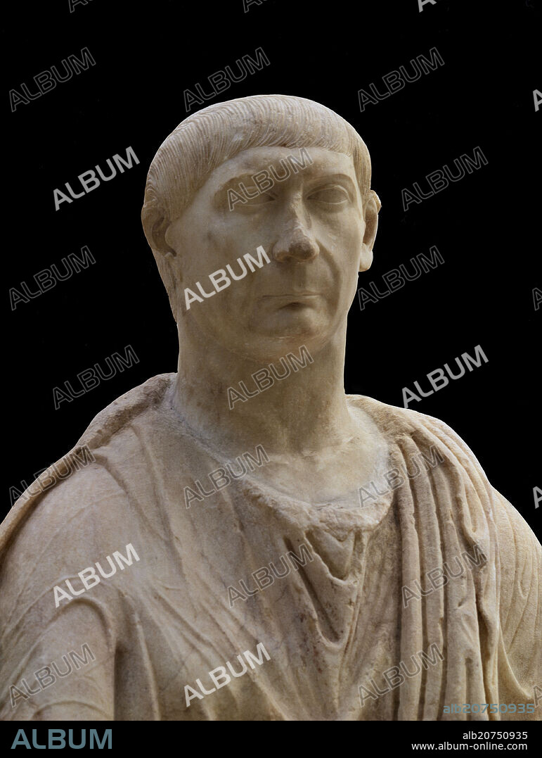 ESCULTURA DEL EMPERADOR TRAJANO-98/117 DC-ARTE ROMANO-PROCEDENTE DE LAS RUINAS DE BAELO CLAUDIA.