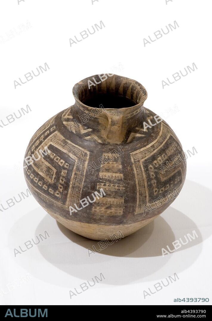 jar with hatched and rectangular meander design, Neolithic, Neolithic, about 2200-2000 B.C.E., earthenware and paint, 8-1/8 x 8-1/2 x 8-1/2 in., Asian Art.
