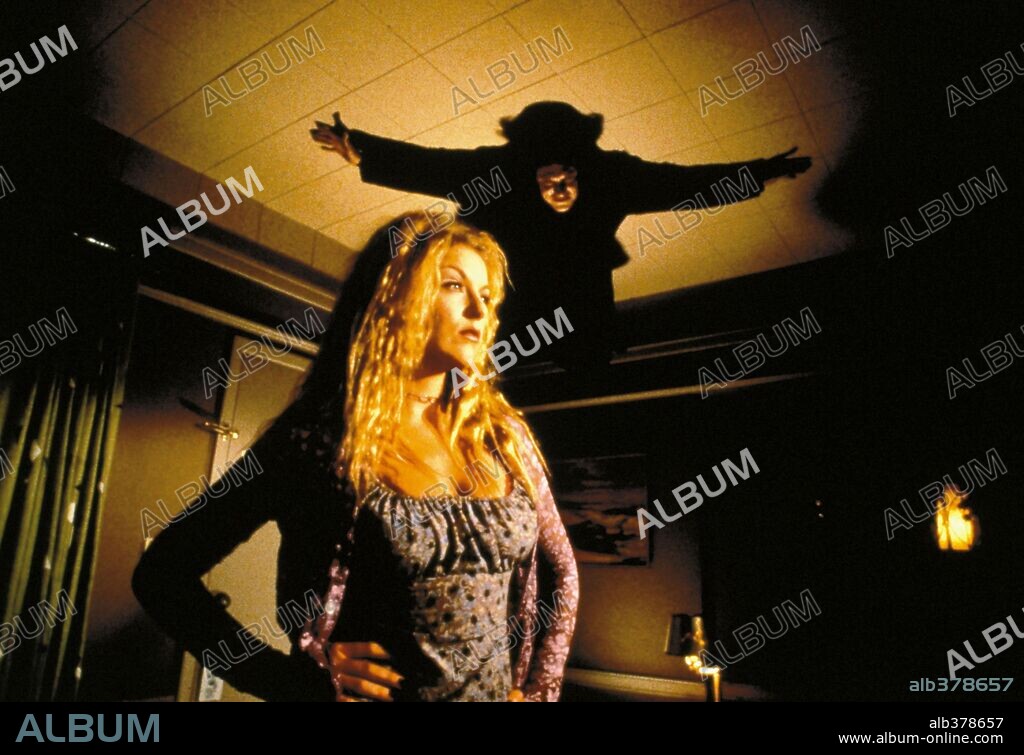 SHERYL LEE in VAMPIRES, 1998, directed by JOHN CARPENTER. Copyright COLUMBIA TRI STAR / Cortesía.