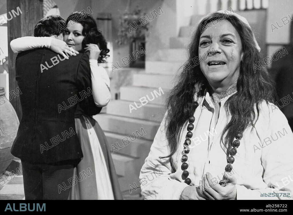 AMELIA DE LA TORRE en LA CELESTINA, 1969, dirigida por CESAR ARDAVIN.