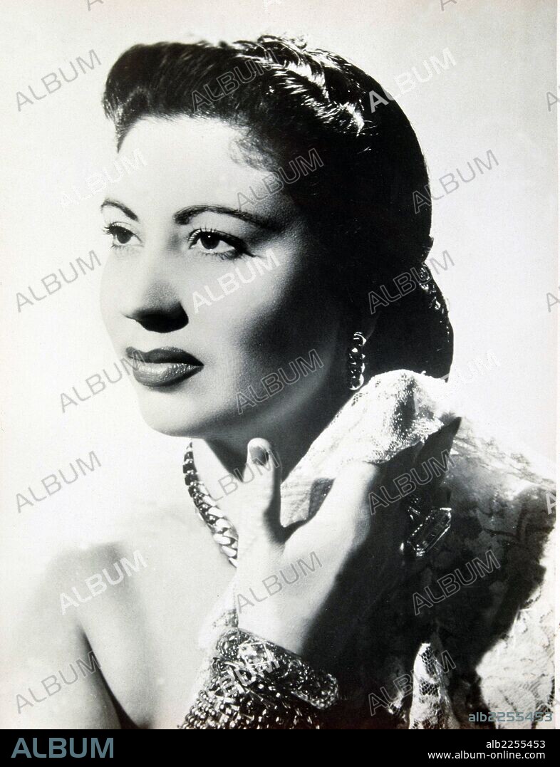 MORELL , CARMEN. ROSA FERRANDO GALIANA. CANTANTE Y ACTRIZ ESPAÑOLA. BARCELONA 1929. FOTO PROMOCIONAL.