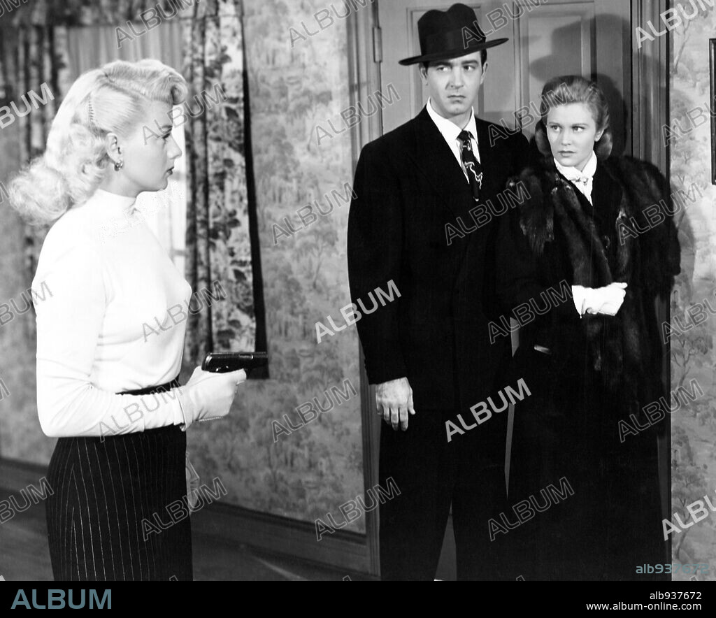 JOAN CAULFIELD, JOHN PAYNE and SHELLEY WINTERS in LARCENY, 1948, directed by GEORGE SHERMAN. Copyright UNIVERSAL INTERNATIONAL.