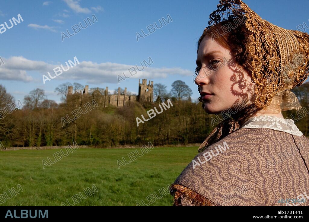MIA WASIKOWSKA en JANE EYRE, 2011, dirigida por CARY JOJI FUKUNAGA. Copyright BBC FILMS.