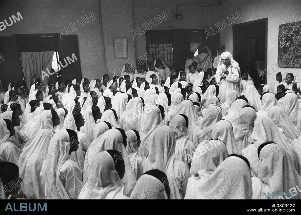 Mother Teresa with nuns, India, 1982. Mother Teresa (August 26, 1910 - September 5, 1997) was an Albanian-Indian Roman Catholic nun and missionary. In 1950 she founded the Missionaries of Charity. At the time of her death, the Missionaries of Charity had over 4,000 sisters and an associated brotherhood of 300 members operating 610 missions in 123 countries. The congregation manages homes for people dying of HIV/AIDS, leprosy and tuberculosis; soup kitchens; dispensaries and mobile clinics; children's- and family-counselling programmes; orphanages, and schools. Members, who take vows of chastity, poverty, and obedience, also profess a fourth vow: to give "wholehearted free service to the poorest of the poor". She received a number of honors, including the 1979 Nobel Peace Prize. She was canonized in 2016, and the anniversary of her death (September 5) is her feast day. A controversial figure during her life and after her death, Teresa was admired by many for her charitable work. She was praised and criticized for her opposition to abortion, and criticized for poor conditions in her houses for the dying.